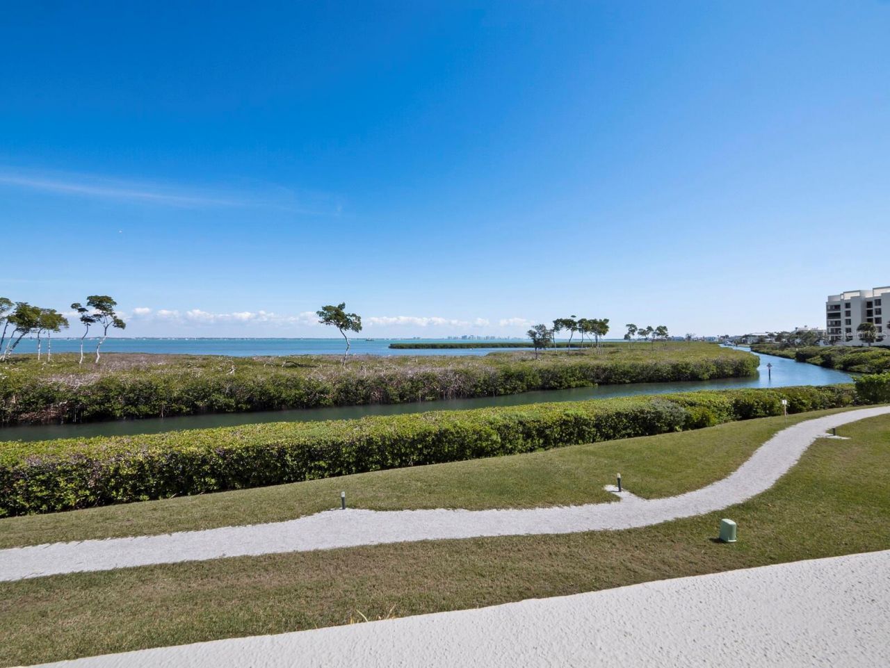 2016 Harbourside Drive, Unit 317, Longboat Key, FL 34228 Photo