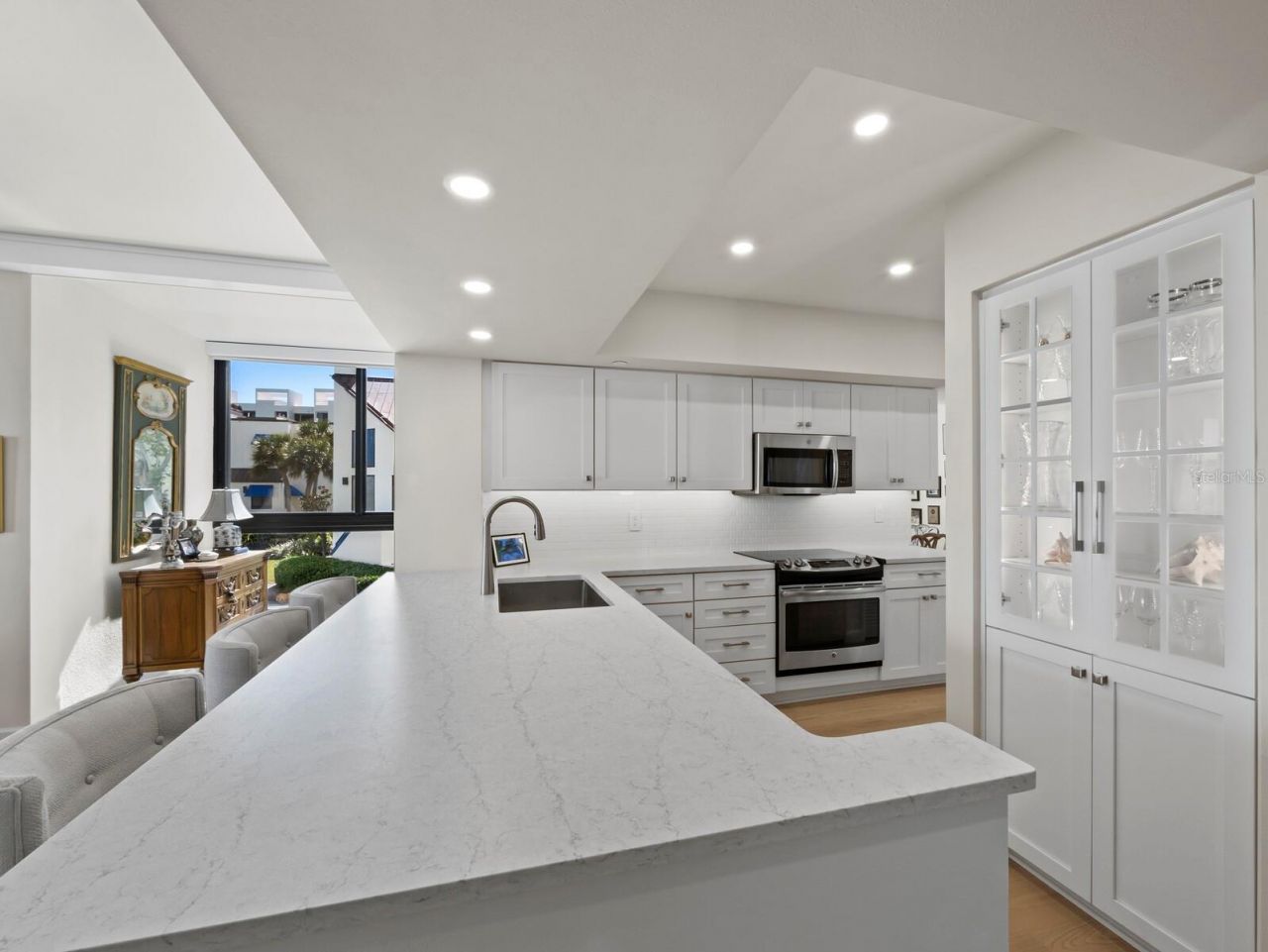 2016 Harbourside Drive, Unit 317, Longboat Key, FL 34228 Photo