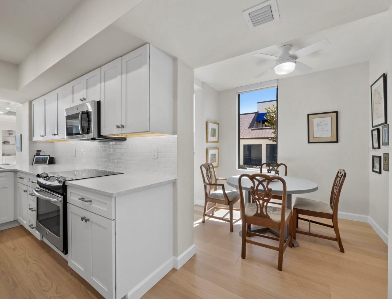 2016 Harbourside Drive, Unit 317, Longboat Key, FL 34228 Photo