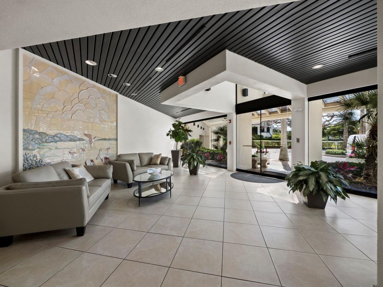 2016 Harbourside Drive, Unit 317, Longboat Key, FL 34228 Photo