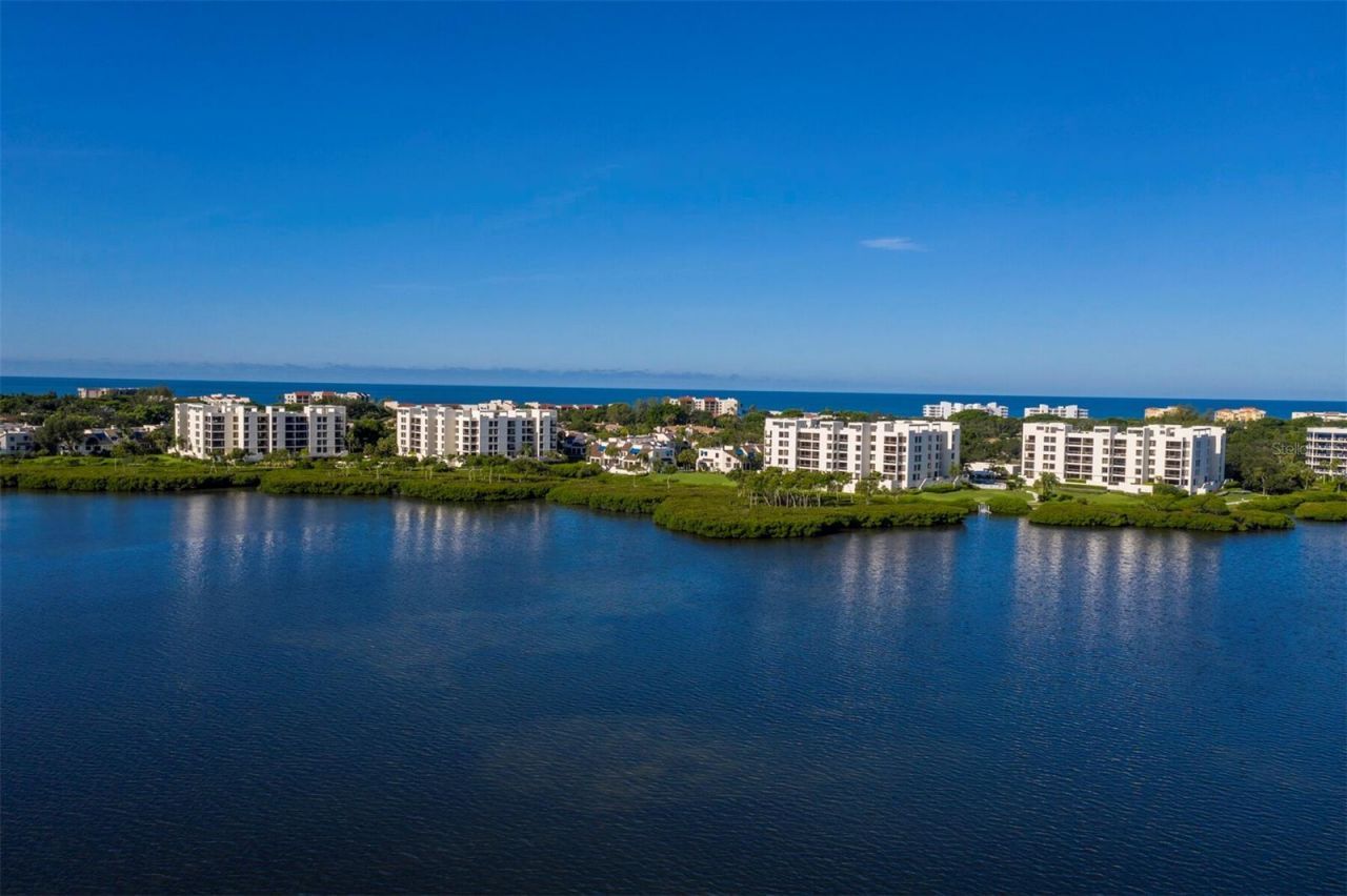 2016 Harbourside Drive, Unit 317, Longboat Key, FL 34228 Photo