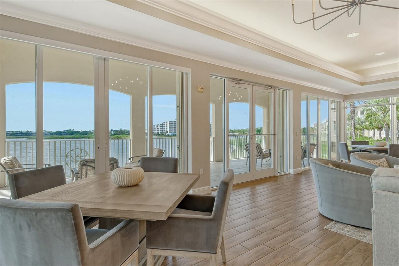 6465 Watercrest Way, Unit 301, Lakewood Ranch, FL 34202 Photo