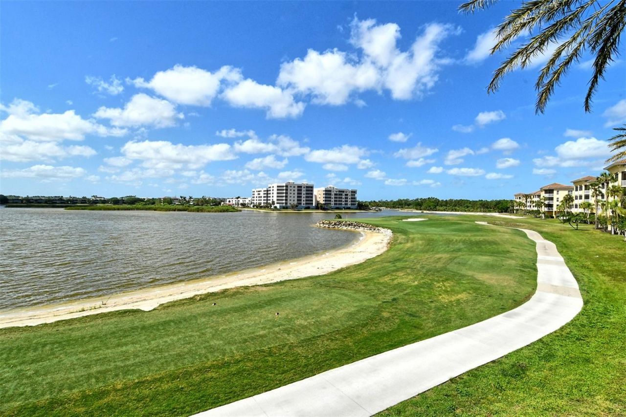 6465 Watercrest Way, Unit 301, Lakewood Ranch, FL 34202 Photo