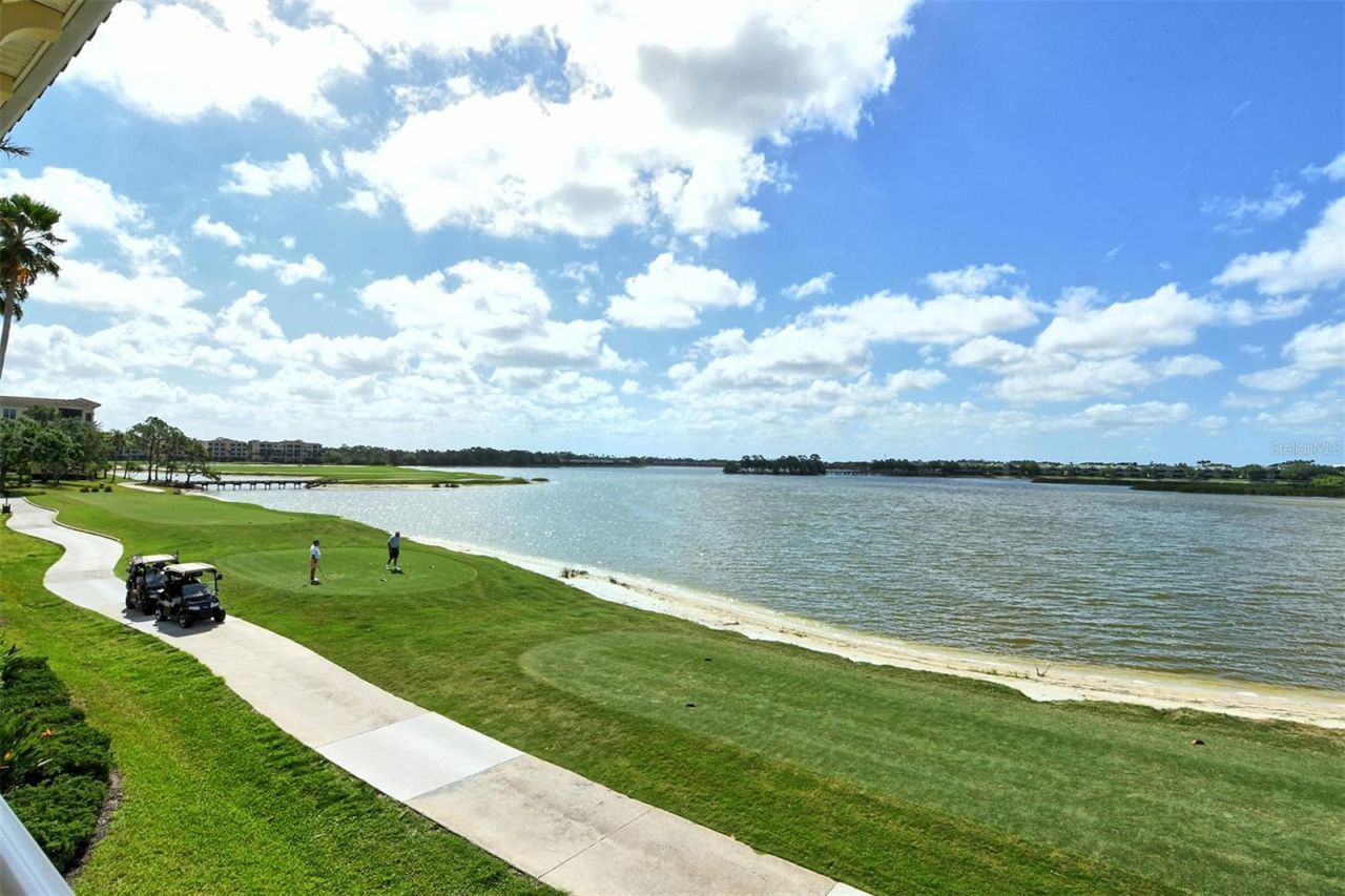 6465 Watercrest Way, Unit 301, Lakewood Ranch, FL 34202 Photo