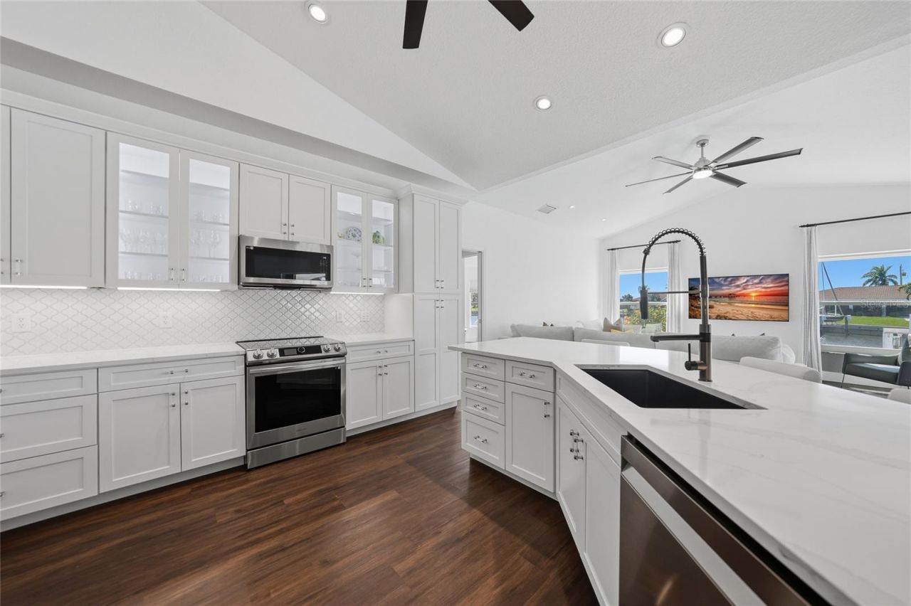 131 Hibiscus Drive, Punta Gorda, FL 33950 Photo