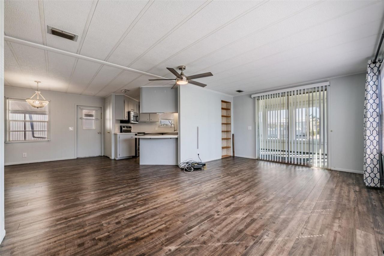 6710 36th Avenue E, Unit 106, Palmetto, FL 34221 Photo