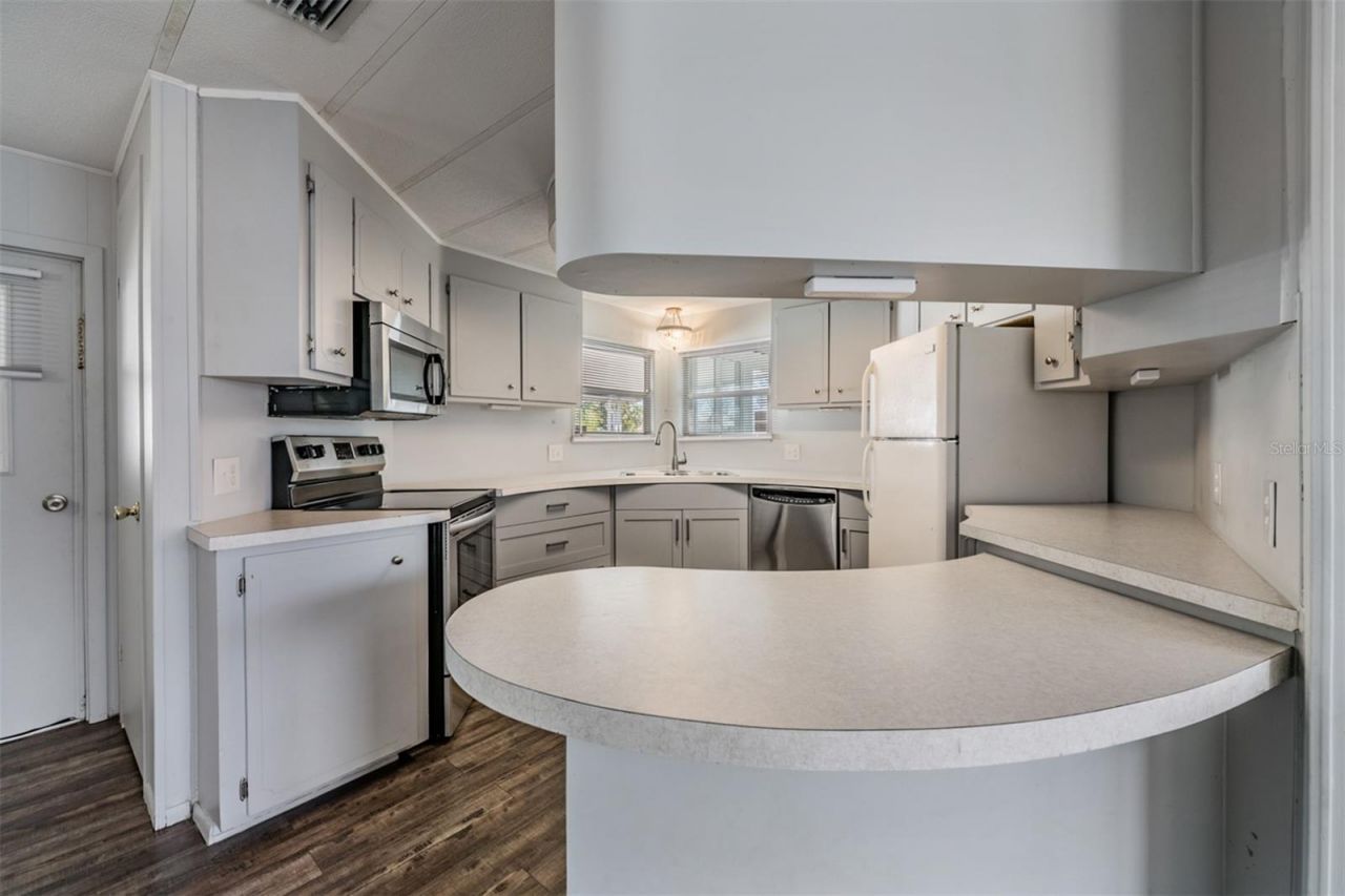 6710 36th Avenue E, Unit 106, Palmetto, FL 34221 Photo