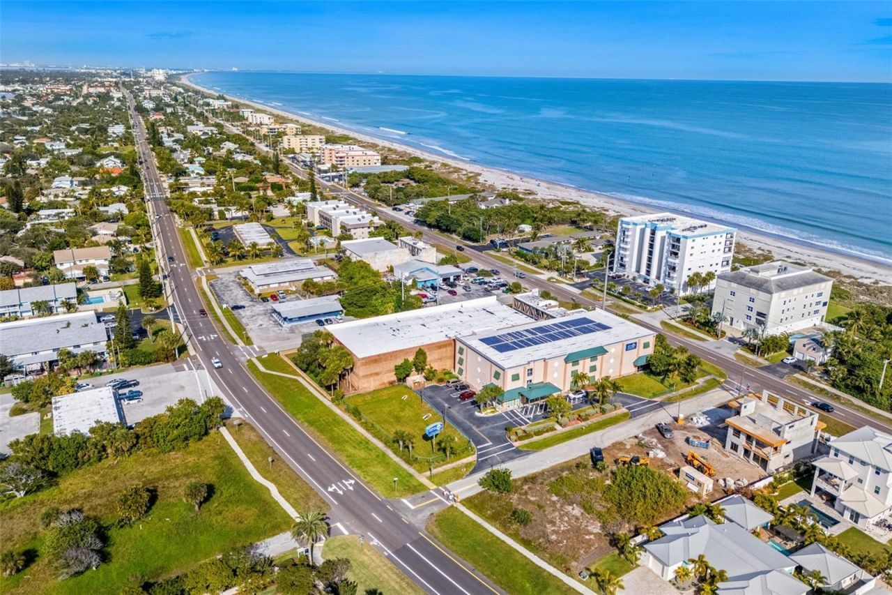 1900 S. Atlantic Avenue , Cocoa Beach, FL 32931 Photo