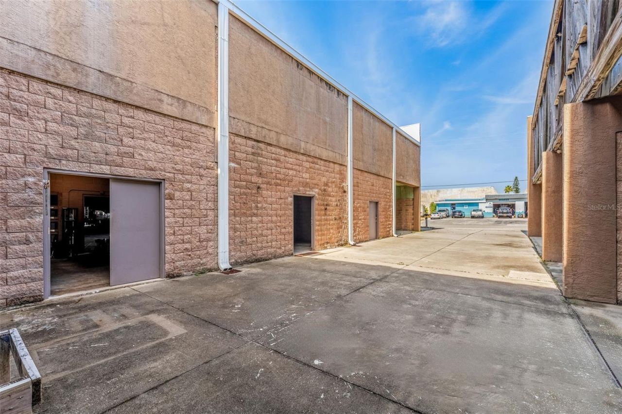 1900 S. Atlantic Avenue , Cocoa Beach, FL 32931 Photo