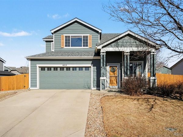 655 Elizabeth Street Circle , Dacono, CO 80514