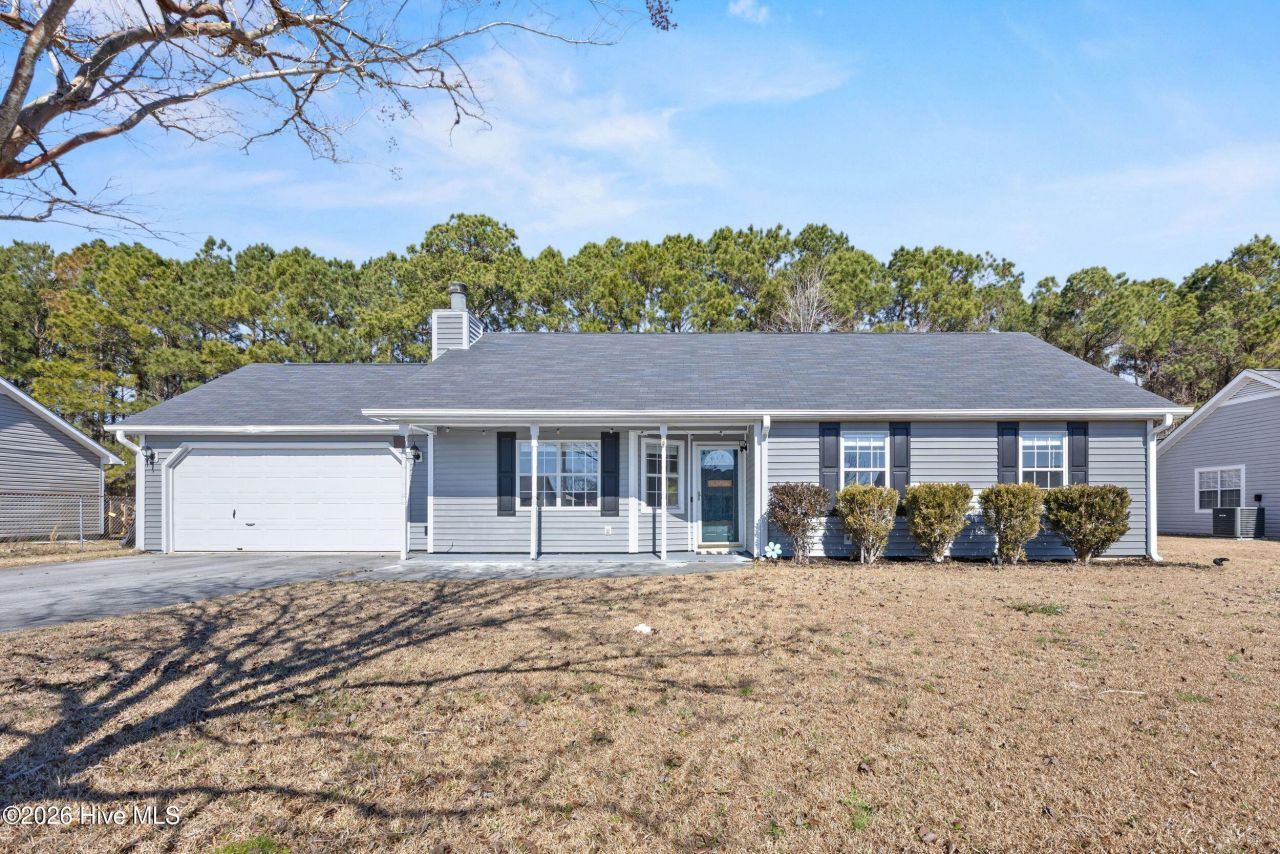 153 Glenwood Drive, Hubert, NC 28539 Main Photo