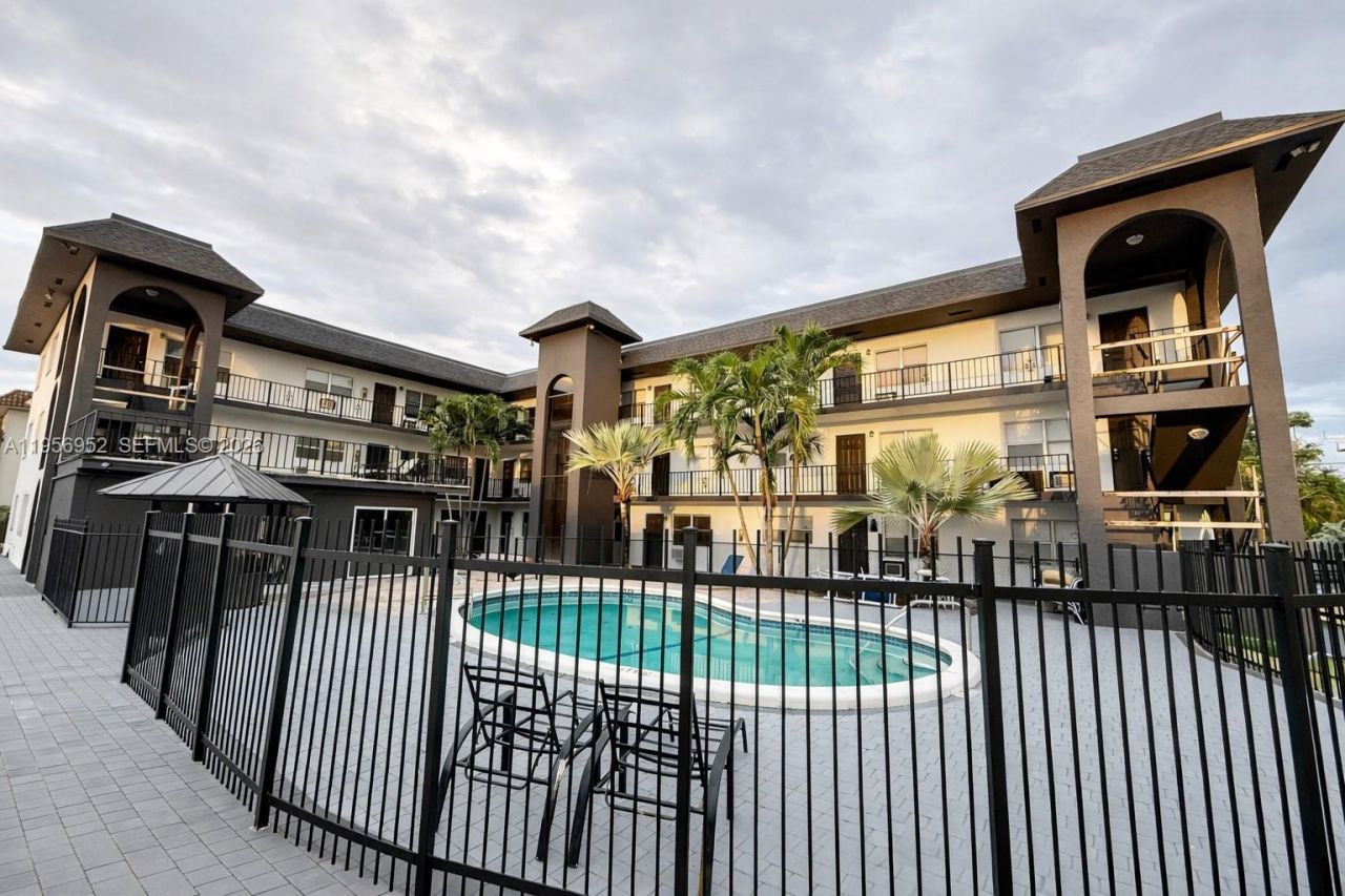 1100 NE 9th Ave , Unit 303, Fort Lauderdale, FL 33304 Photo