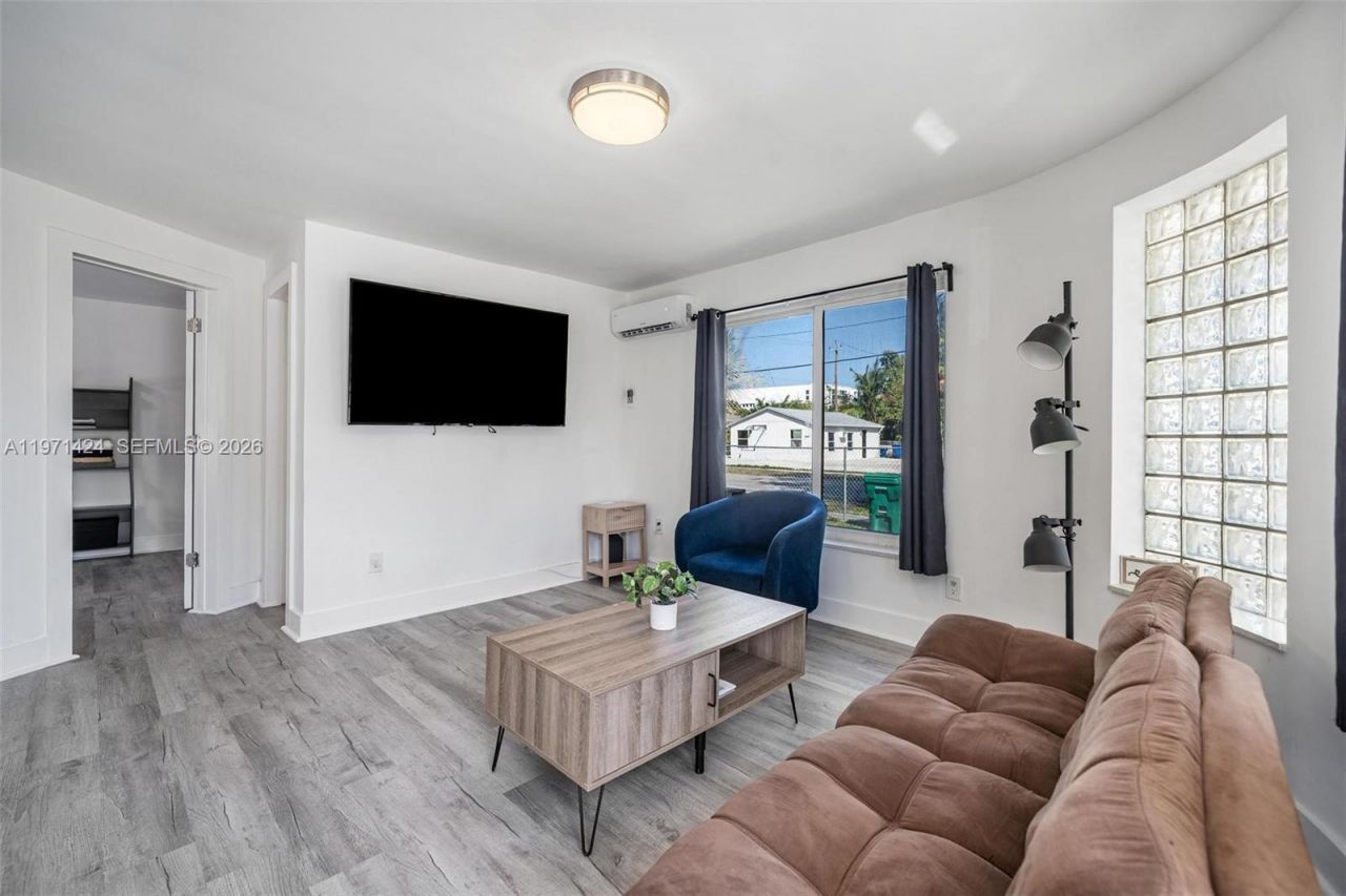 1297 NE 110th Ter, Miami, FL 33161 Photo