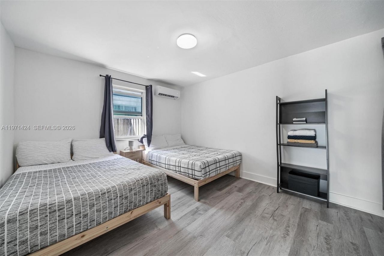 1297 NE 110th Ter, Miami, FL 33161 Photo