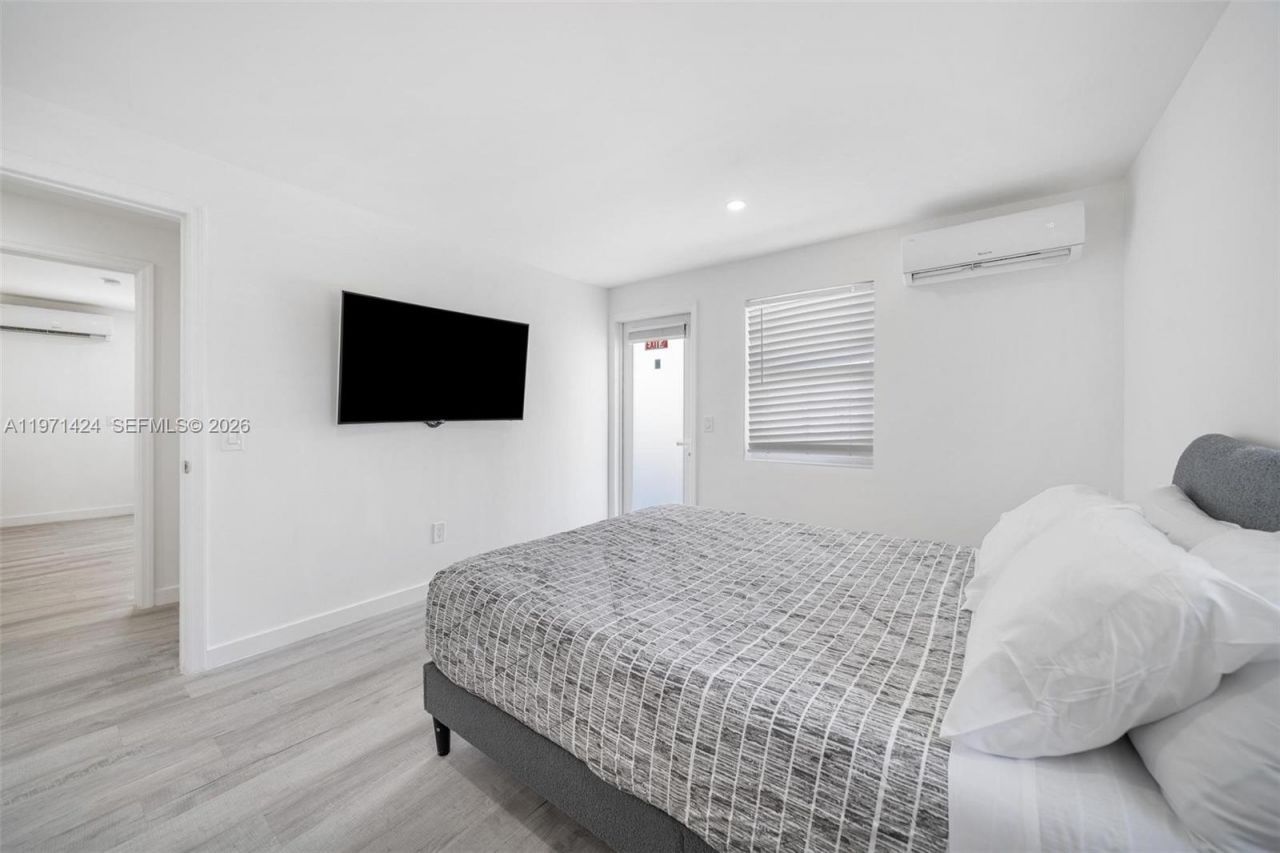 1297 NE 110th Ter, Miami, FL 33161 Photo