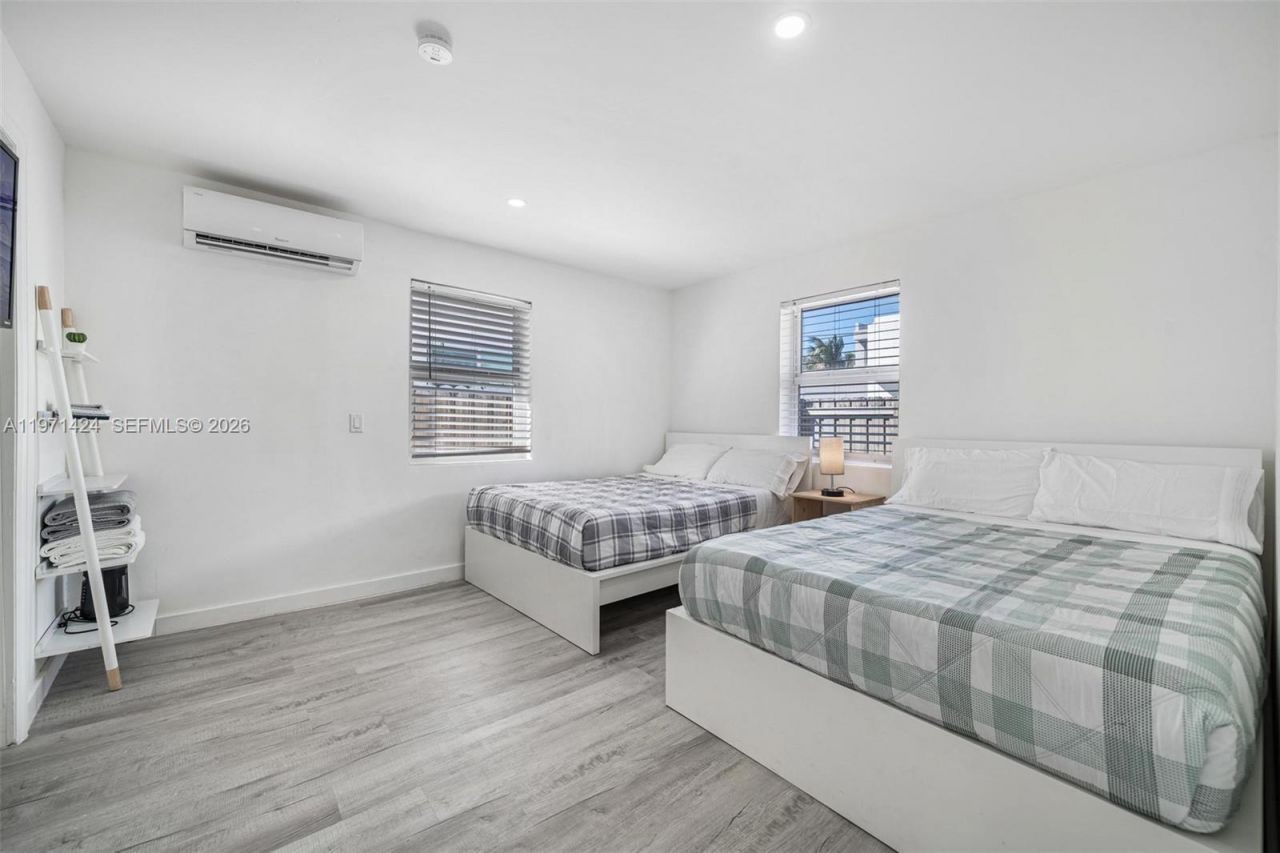 1297 NE 110th Ter, Miami, FL 33161 Photo