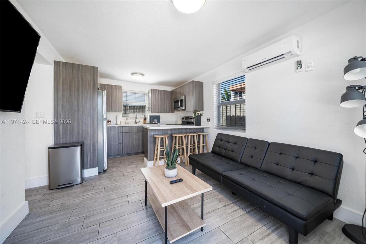 1297 NE 110th Ter, Miami, FL 33161 Photo