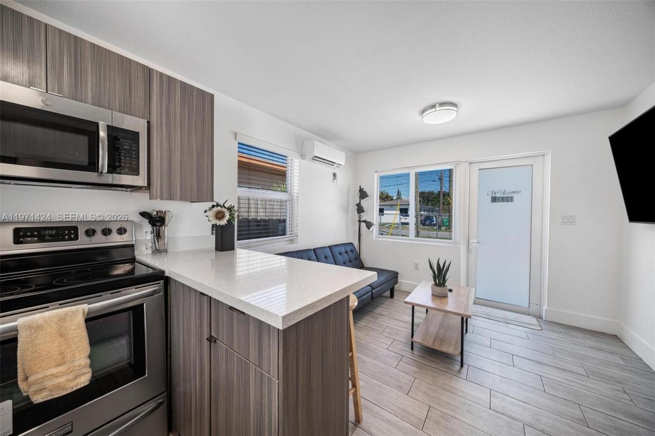 1297 NE 110th Ter, Miami, FL 33161 Photo