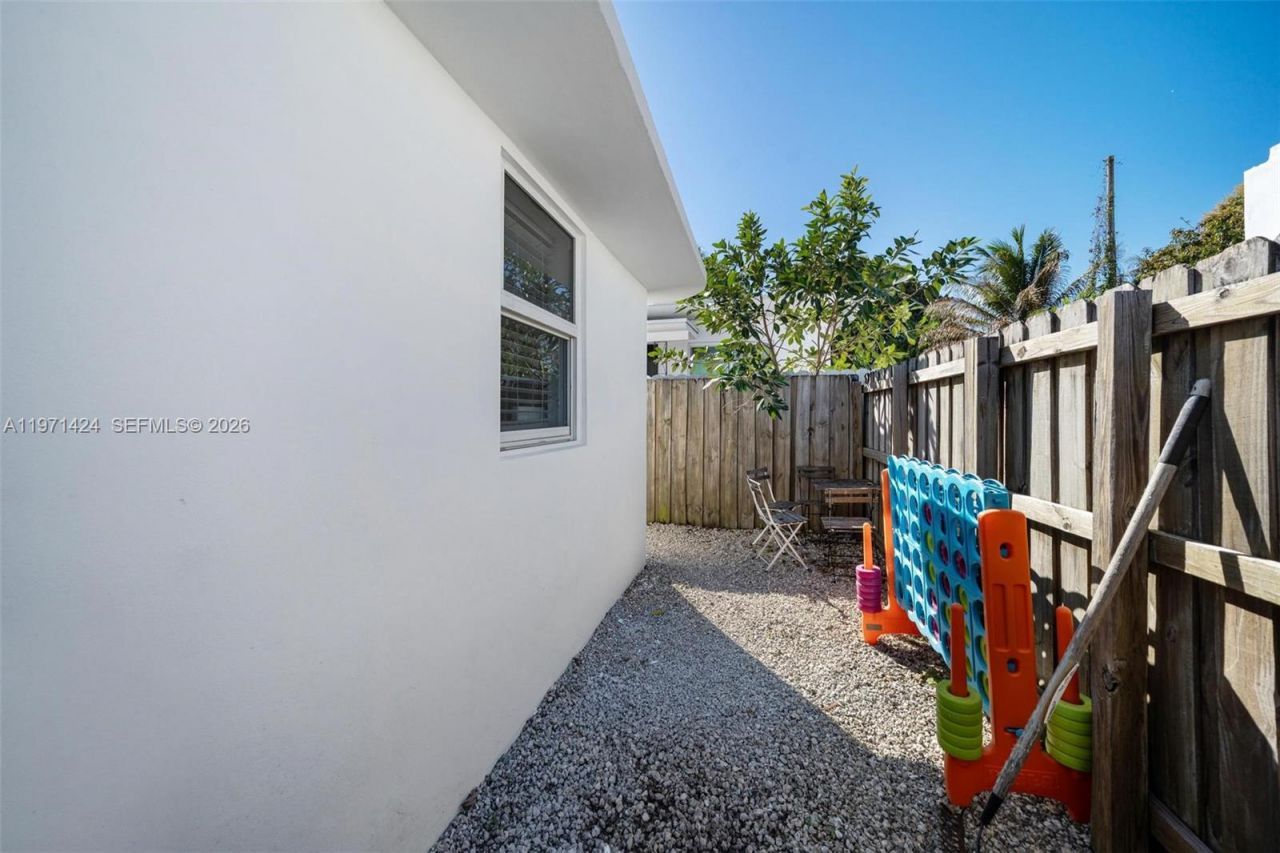 1297 NE 110th Ter, Miami, FL 33161 Photo