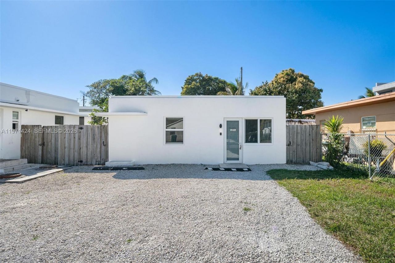 1297 NE 110th Ter, Miami, FL 33161 Photo