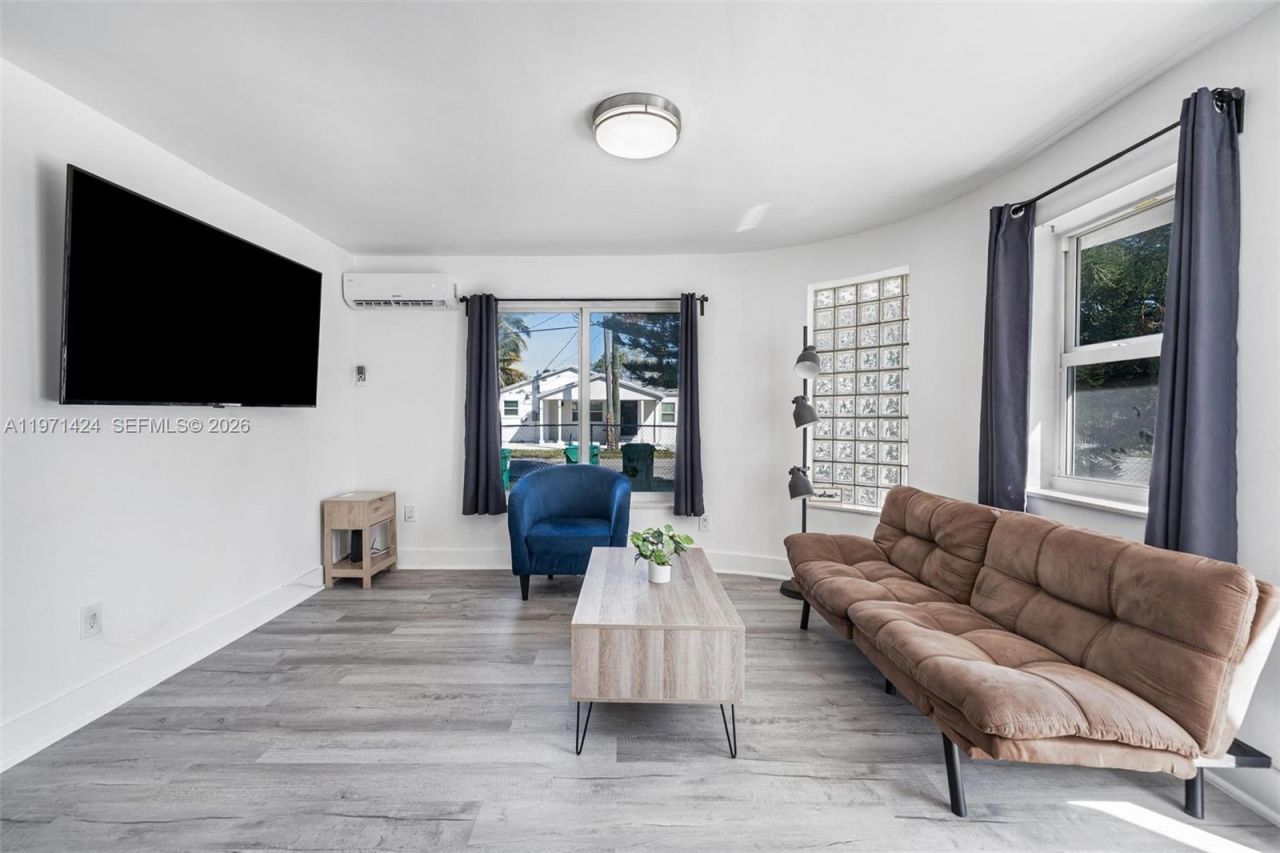 1297 NE 110th Ter, Miami, FL 33161 Photo