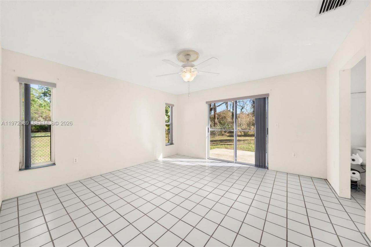 1273 Woodbury Avenue , Sebring, FL 33875 Photo