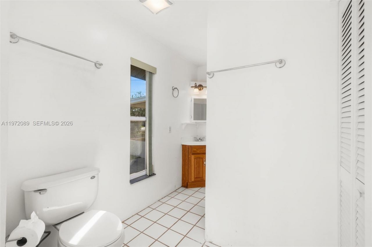 1273 Woodbury Avenue , Sebring, FL 33875 Photo