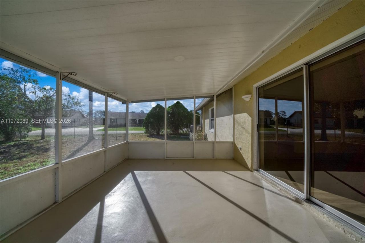 1273 Woodbury Avenue , Sebring, FL 33875 Photo