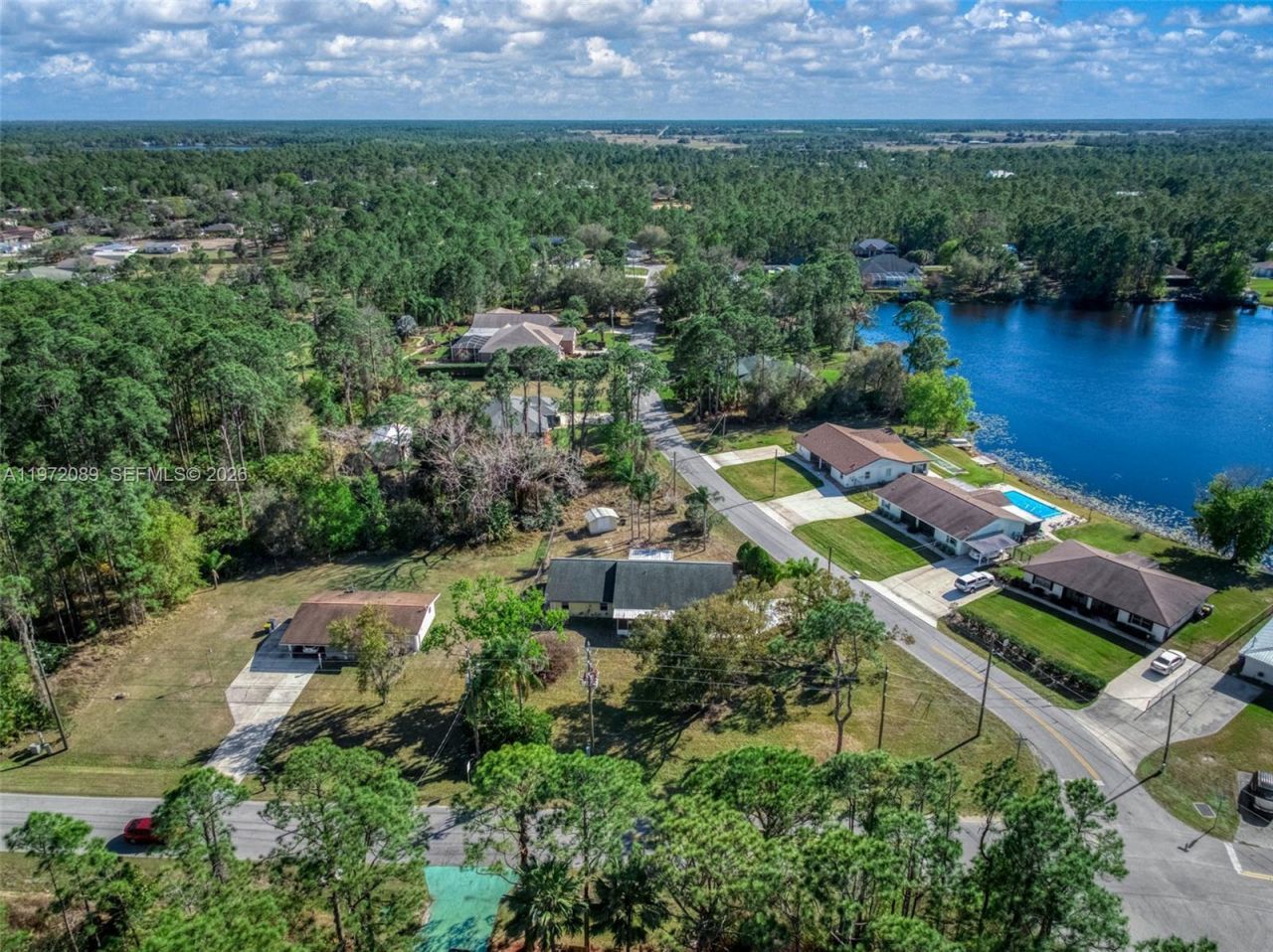 1273 Woodbury Avenue , Sebring, FL 33875 Photo