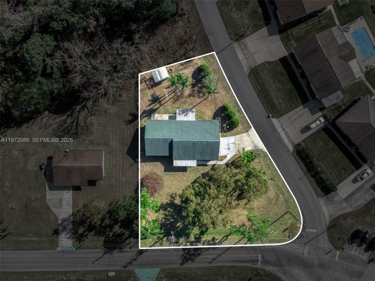 1273 Woodbury Avenue , Sebring, FL 33875 Photo