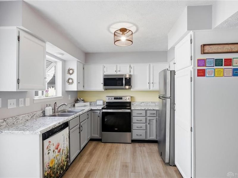 3167 Gracemore, Kettering, OH 45420 Photo 12