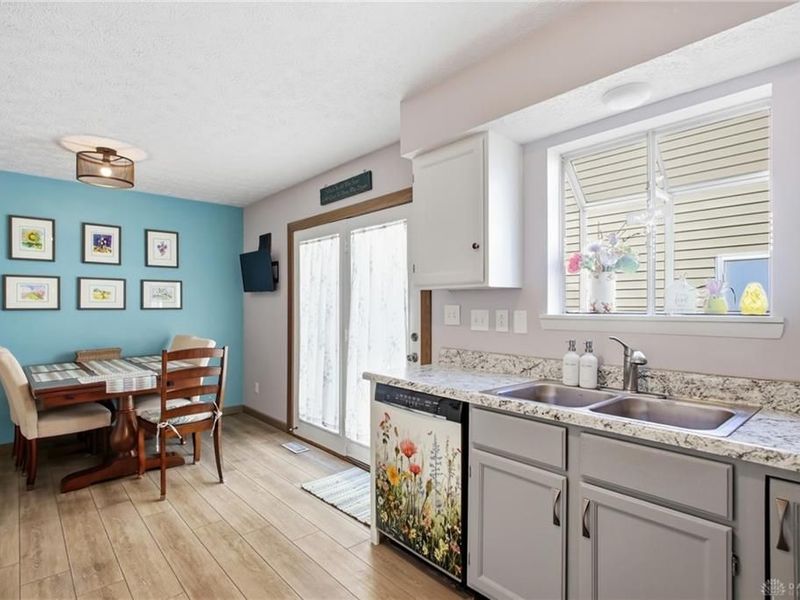 3167 Gracemore, Kettering, OH 45420 Photo 9