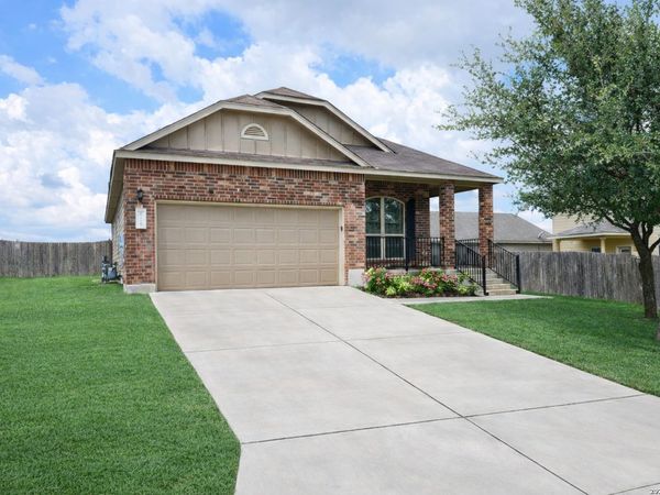 729 Community, New Braunfels, TX 78132