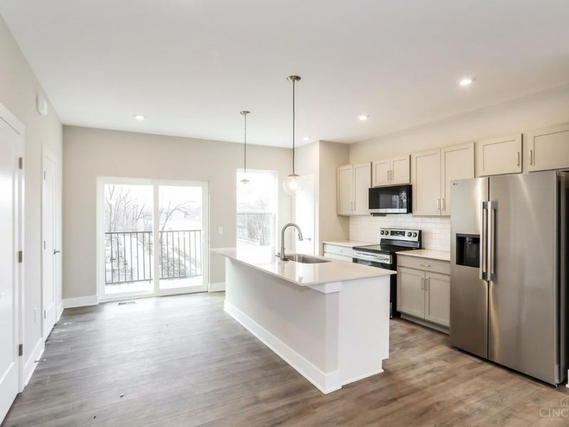 2611 May Street, Cincinnati, OH 45206 Photo 4