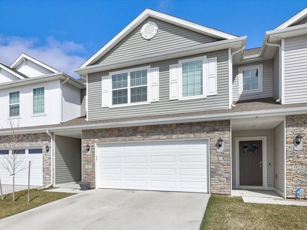 927 Maywood Lane, Waukee, IA 50263
