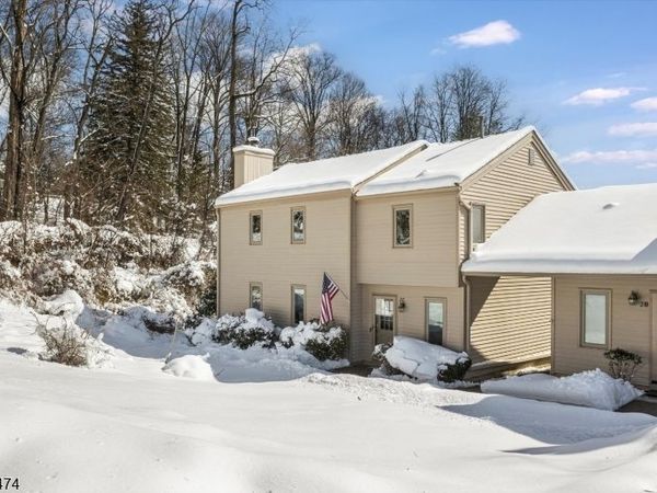 2 C Somerset Hills Court, Bernardsville, NJ 07924