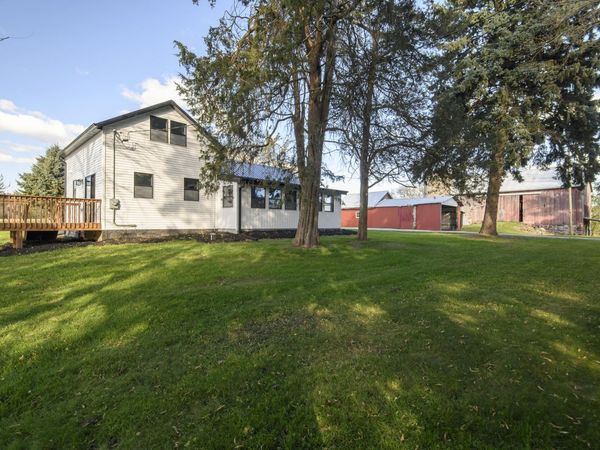 W3476 Ranch Rd, Farmington, WI 53094