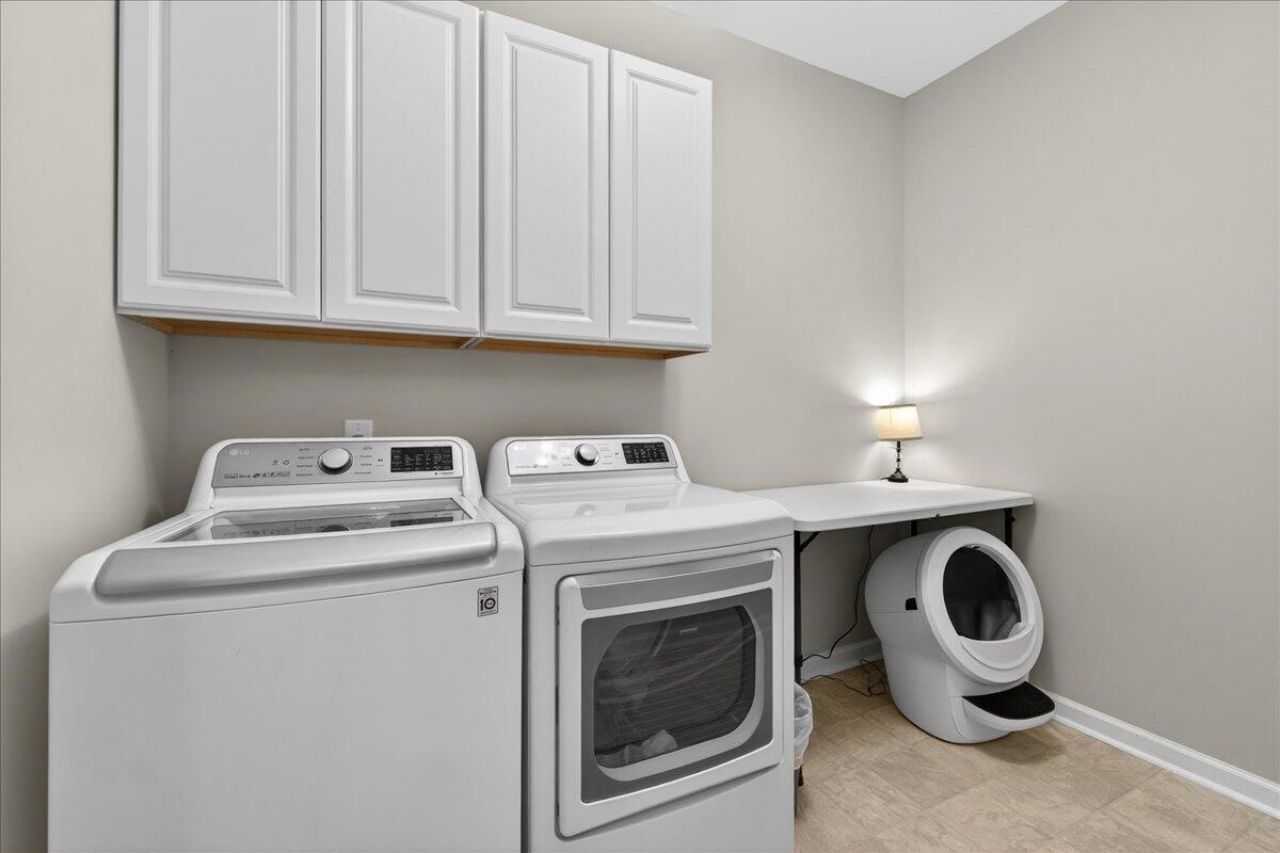 1941 Zonny Moss Drive Photo 13