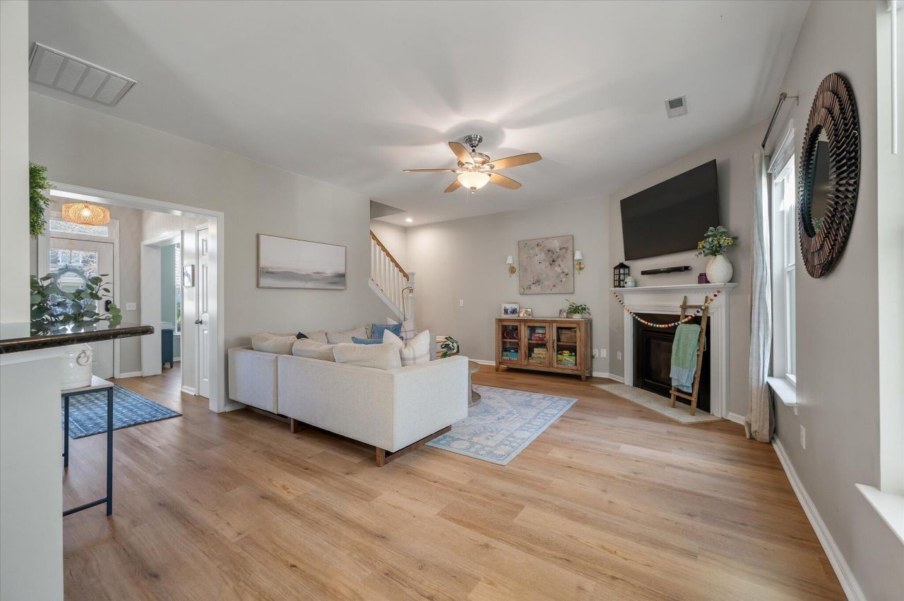 5177 E Liberty Park Circle Photo 10