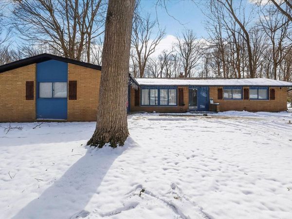 536 Widener Lane, South Bend, IN 46614