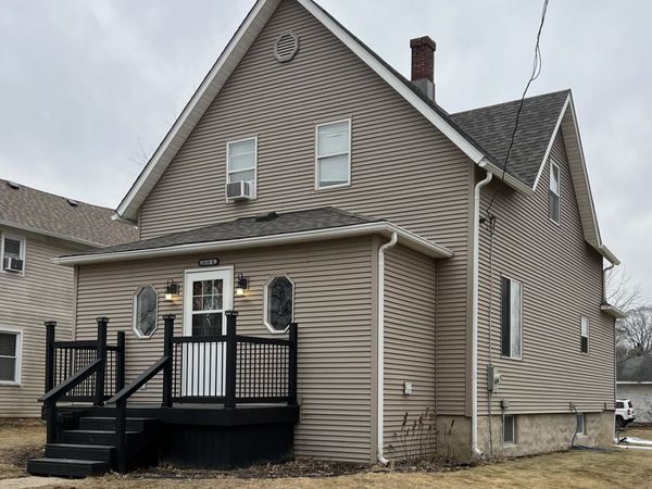 304 S 3rd Street , Kirkland, IL 60146