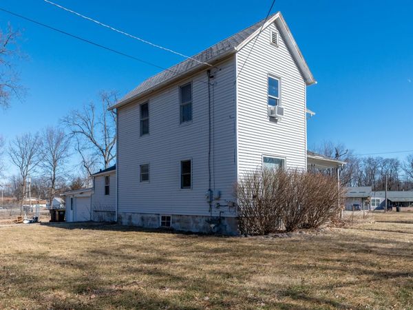 502 E Brayton Road, Mount Morris, IL 61054