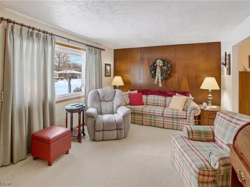 23965 Lebern Drive, North Olmsted, OH 44070 Photo 10