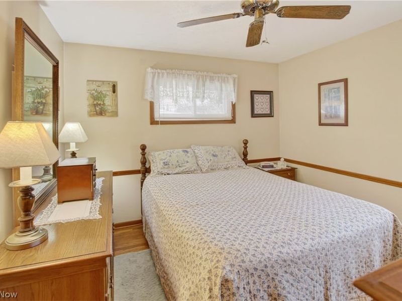 23965 Lebern Drive, North Olmsted, OH 44070 Photo 12