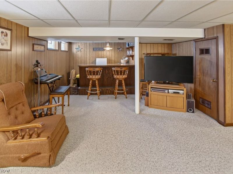 23965 Lebern Drive, North Olmsted, OH 44070 Photo 21