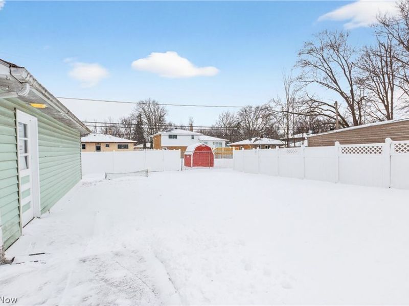 23965 Lebern Drive, North Olmsted, OH 44070 Photo 35