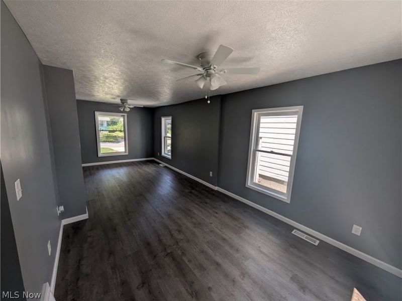 807 Woodland Avenue, Elyria, OH 44035 Photo 7