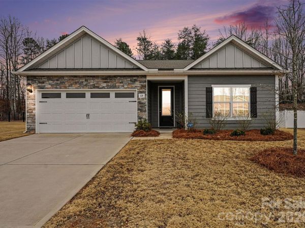 115 Tradesmen Trail , Troutman, NC 28166