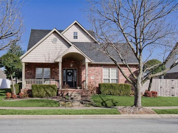 6410 S Tall Oaks Loop, Springdale, AR 72762