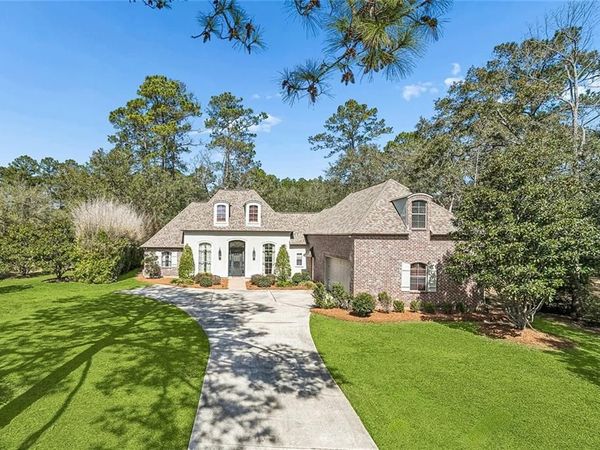 273 EMPRESS Court, Madisonville, LA 70447